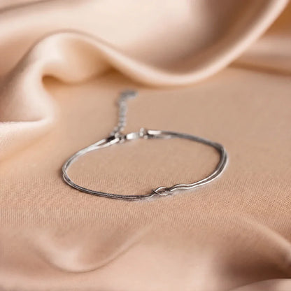 Forever Knot Armband