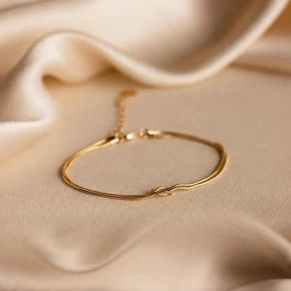 Forever Knot Armband